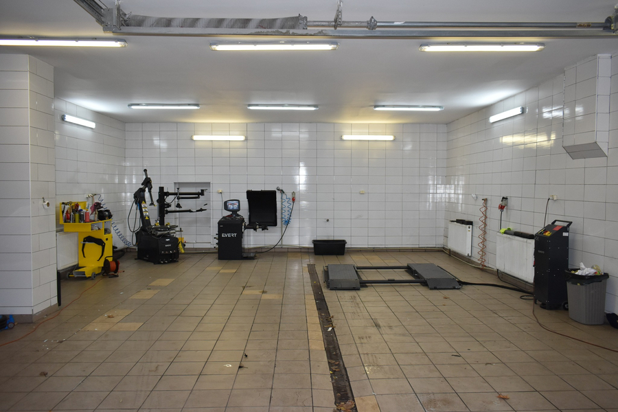 Zdjęcie na okładce dla Heavy Metal Garage